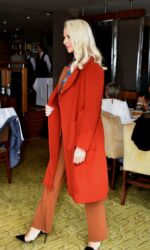 OrangeNewBlaclk OrangeNewBlaclk